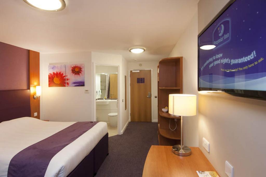 Premier Inn Hatfield מראה חיצוני תמונה