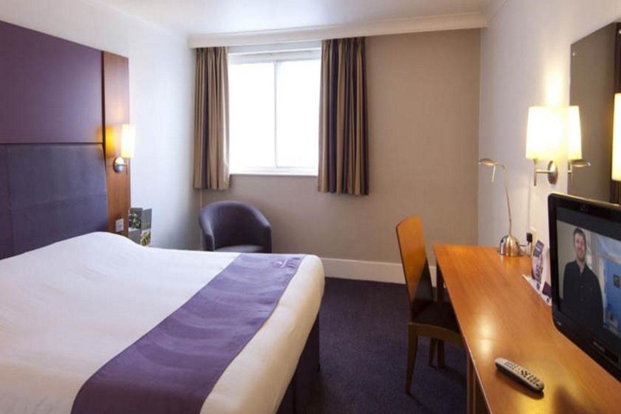 Premier Inn Hatfield מראה חיצוני תמונה