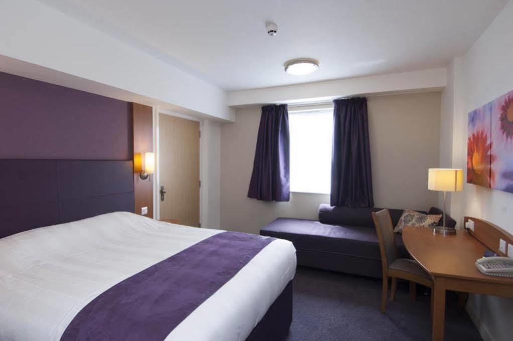 Premier Inn Hatfield מראה חיצוני תמונה